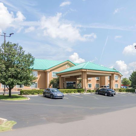 Quality Inn & Suites Of Alma - Northeast From Fort Smith Luaran gambar